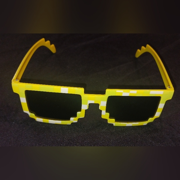Pixelated Yellow Sunglasses - Picture 1 of 5